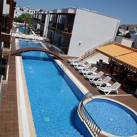 Siesta Garden Apart Hotel Тургутрейс Экстерьер фото
