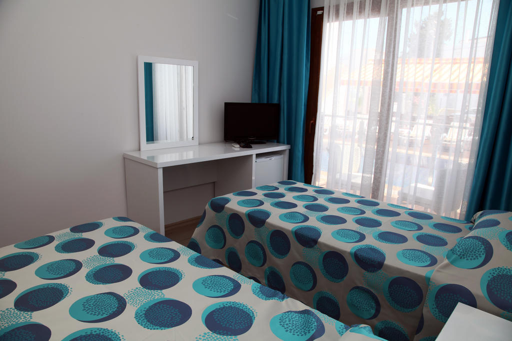 Siesta Garden Apart Hotel Тургутрейс Номер фото