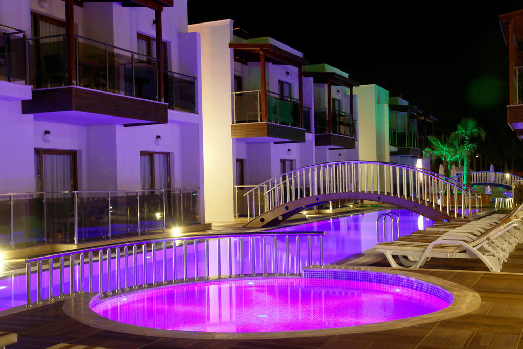 Siesta Garden Apart Hotel Тургутрейс Экстерьер фото