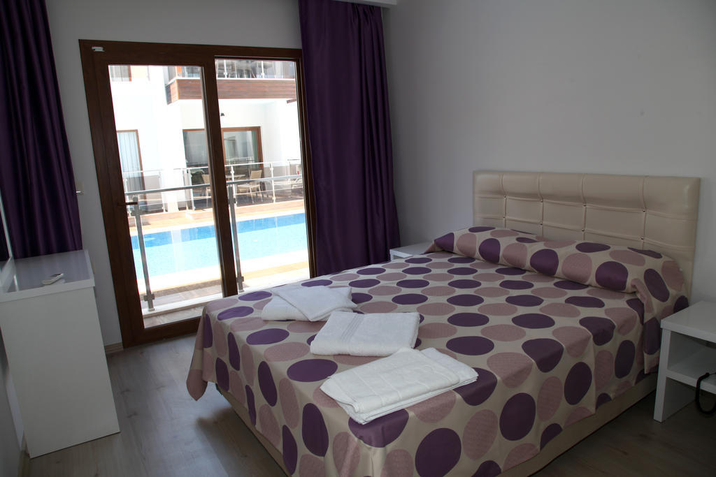 Siesta Garden Apart Hotel Тургутрейс Экстерьер фото