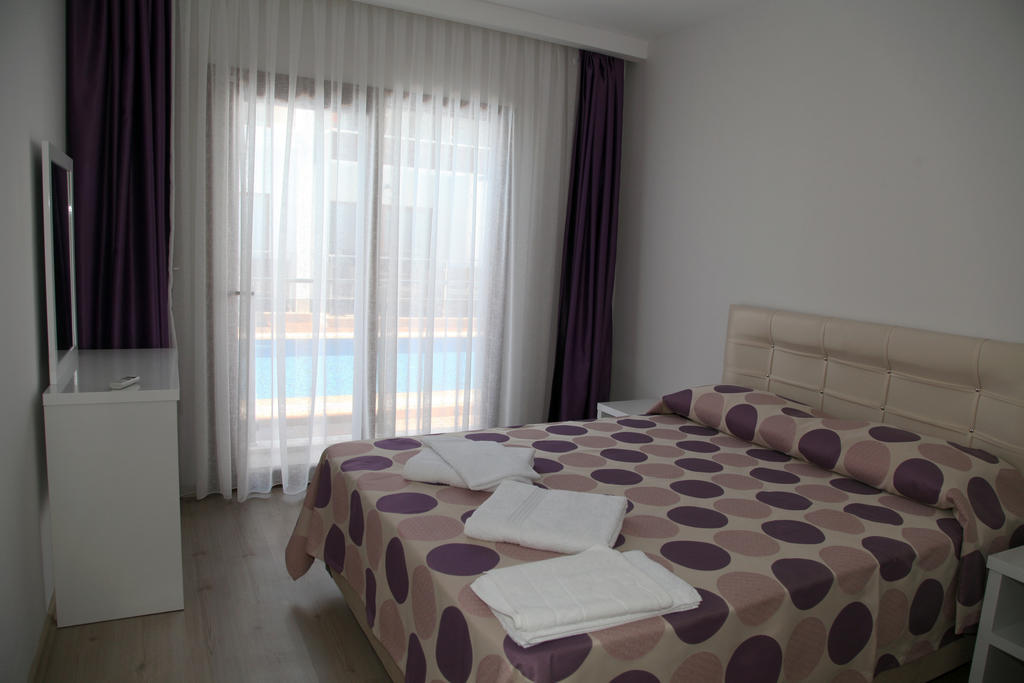 Siesta Garden Apart Hotel Тургутрейс Номер фото