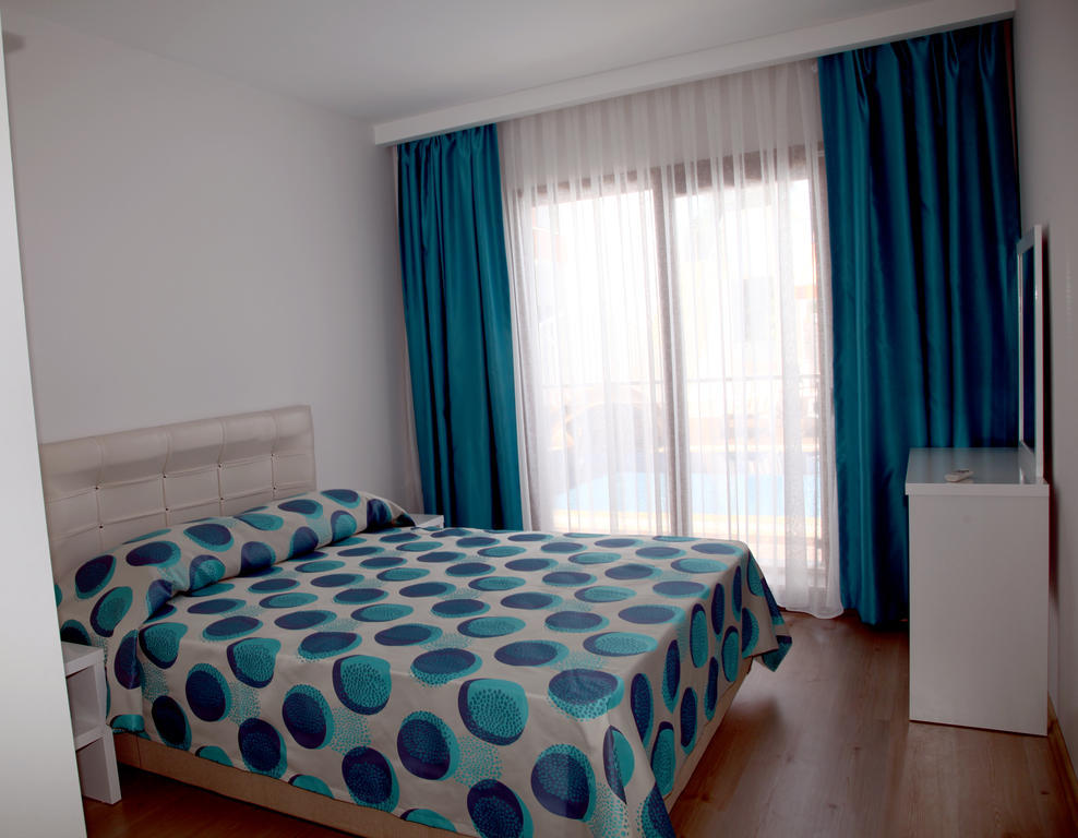 Siesta Garden Apart Hotel Тургутрейс Номер фото